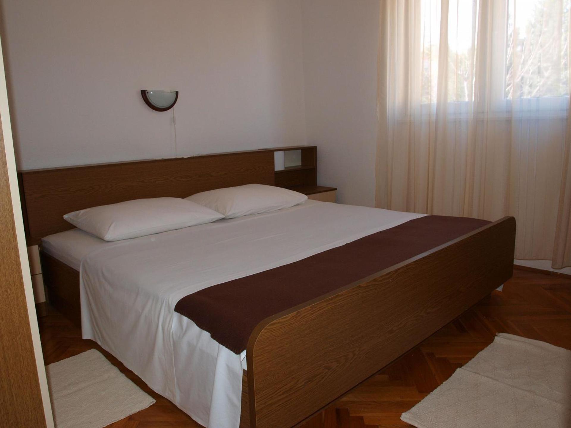 Apartments Mirja - 100M From The Beach & Parking Трогир Екстериор снимка