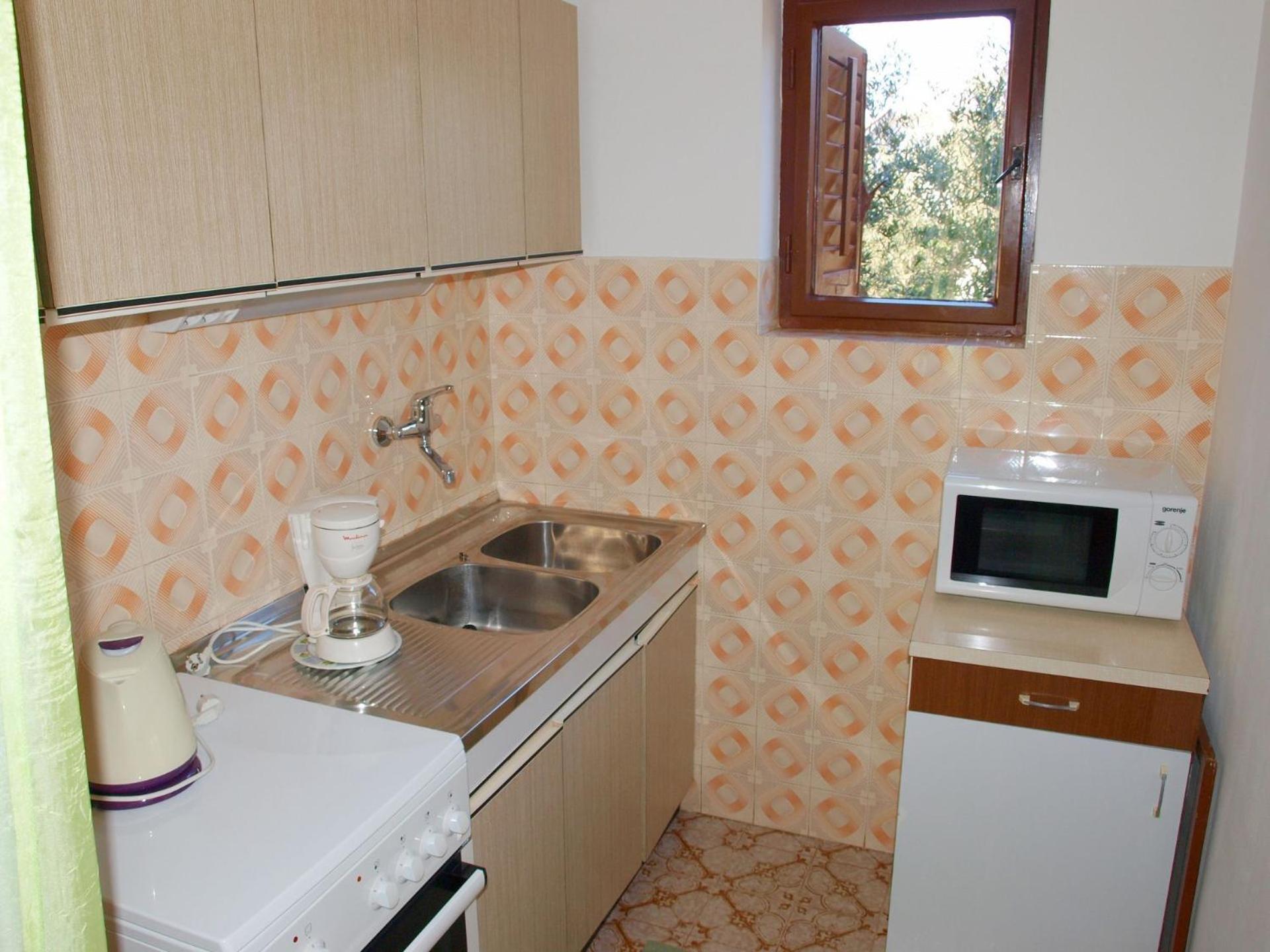 Apartments Mirja - 100M From The Beach & Parking Трогир Екстериор снимка