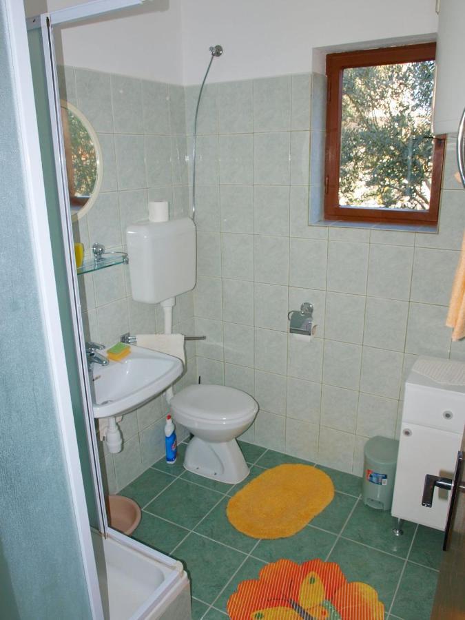 Apartments Mirja - 100M From The Beach & Parking Трогир Екстериор снимка